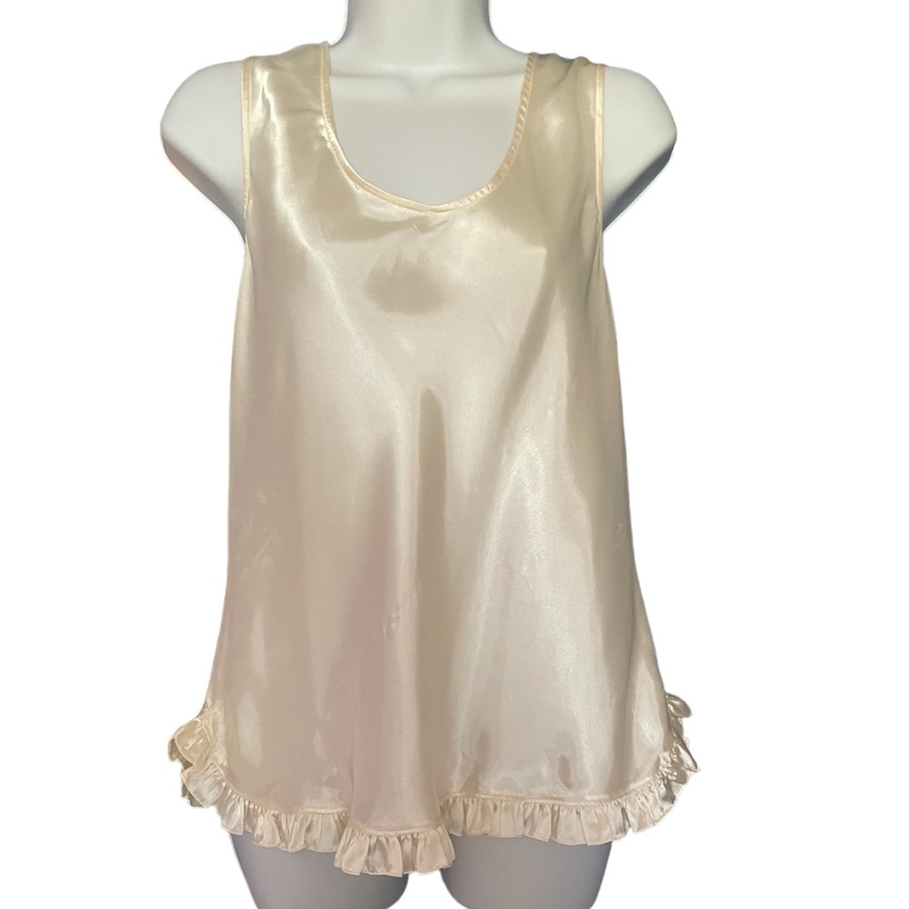 Vogue Dessous size XL/18 satin camisole